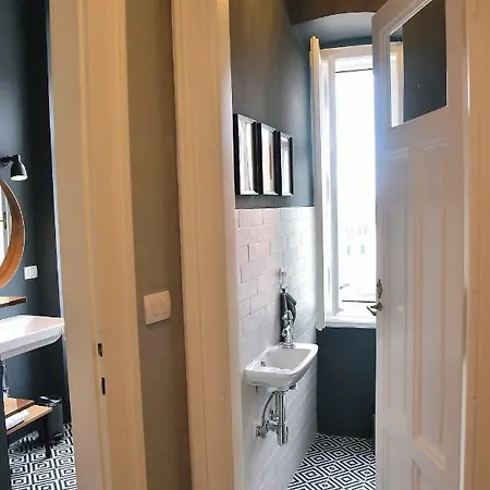 A Star Apartment